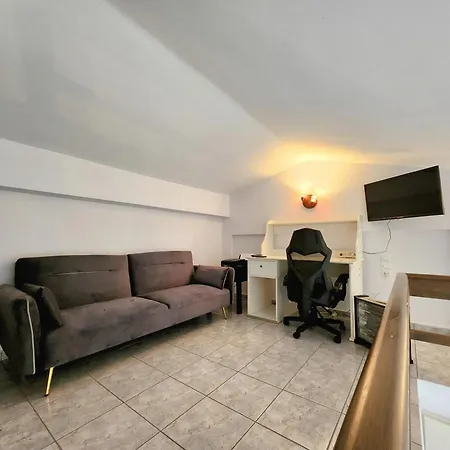 Maisonette Nyaraló Akráta