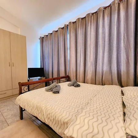 Maisonette אקרטה